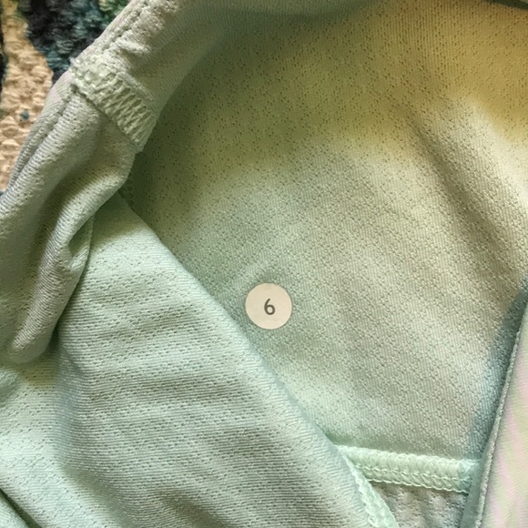 Lululemon Athletica Tie Bottom Mint Tank 6 - Picture 5 of 5